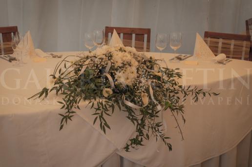 Svadobná Ikebana na hlavný stôl Elegancia